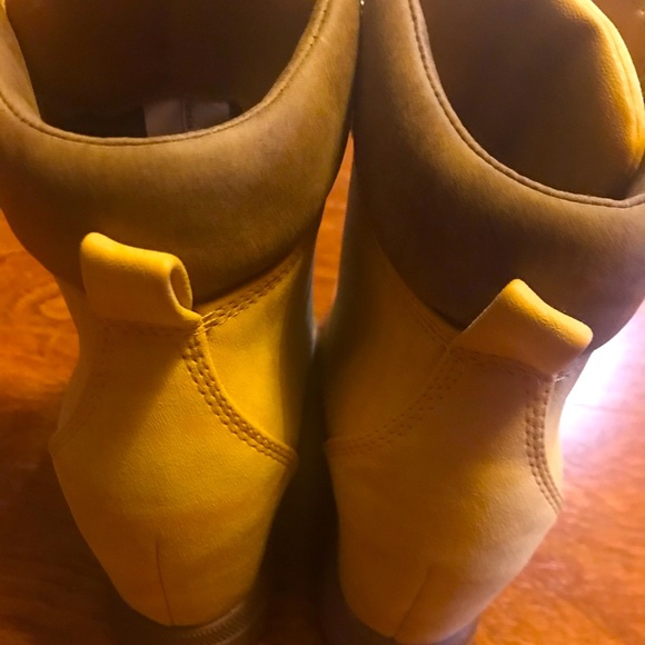 Alexis Harrison high heeled boots - Picture 3 of 6